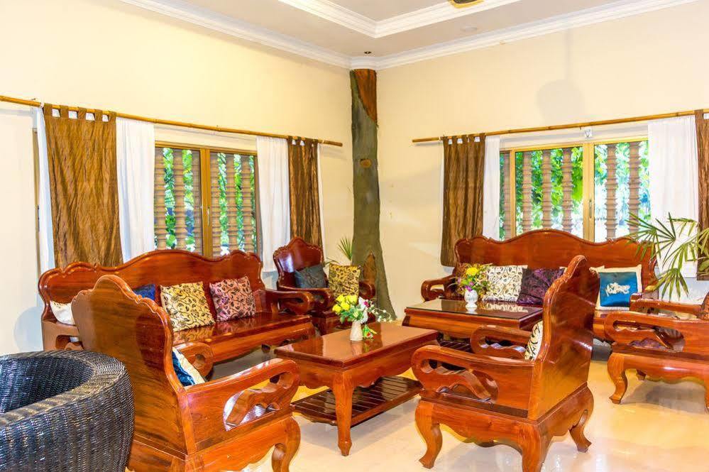 Lotus Lodge Siem Reap Buitenkant foto