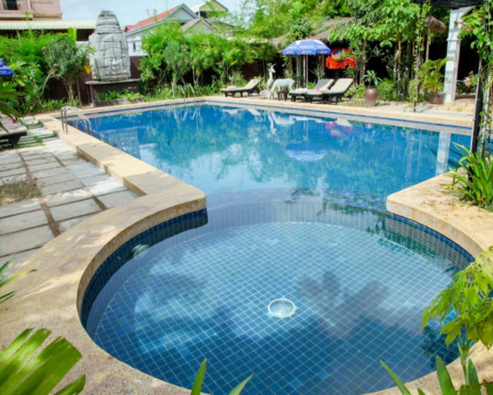 Lotus Lodge Siem Reap Buitenkant foto