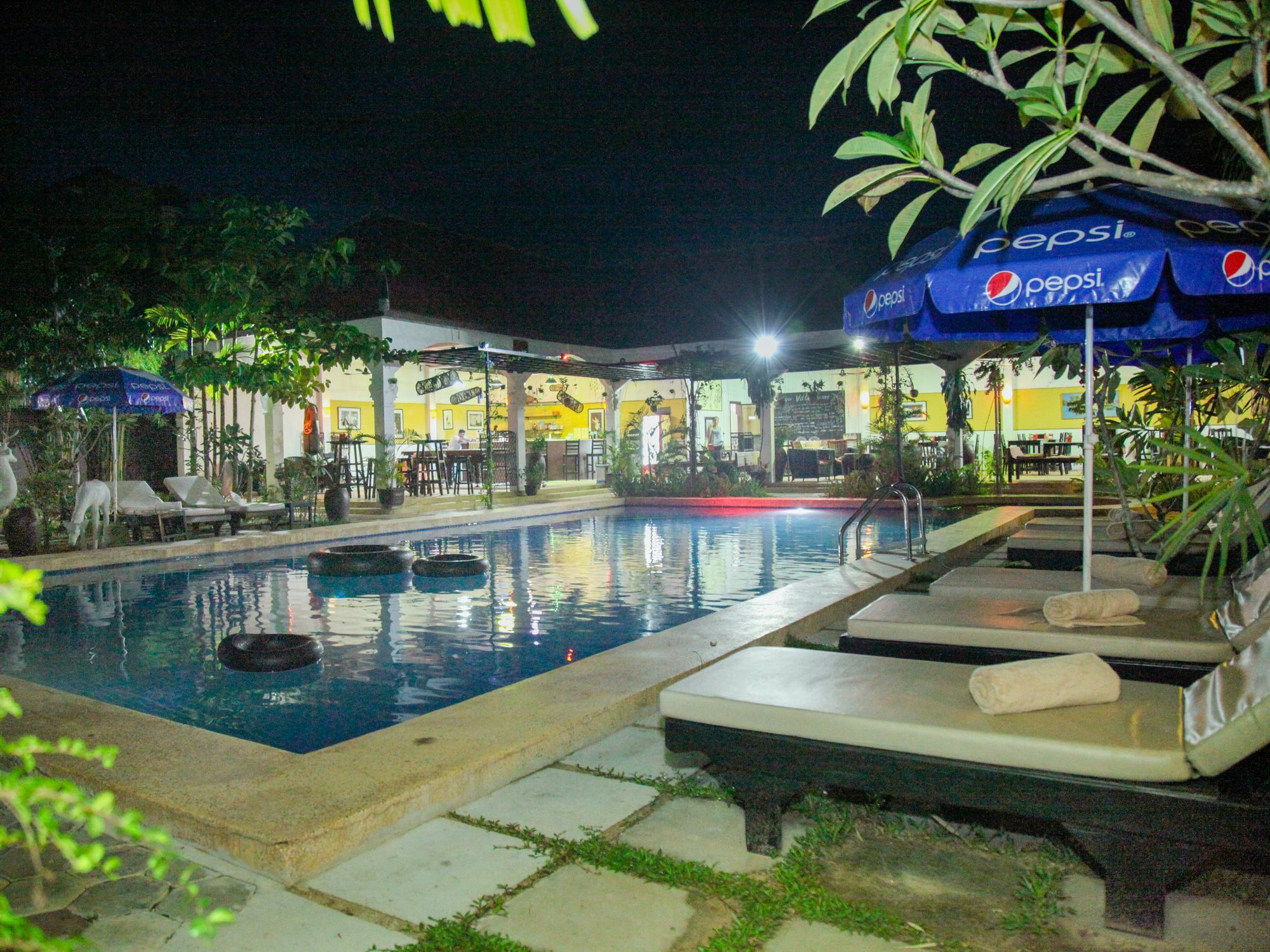 Lotus Lodge Siem Reap Buitenkant foto